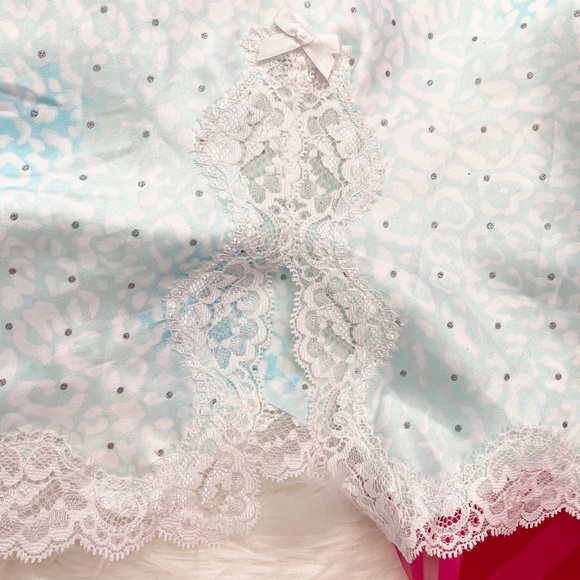 Victoria's Secret Satin Slip - Picture 3 of 6